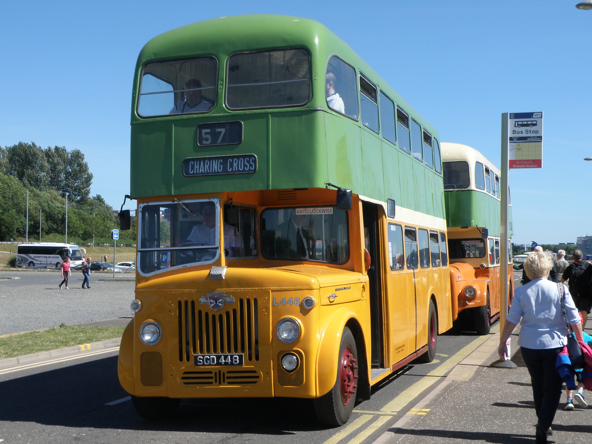 Vintage Buses operating free West End Bus Service June 2018